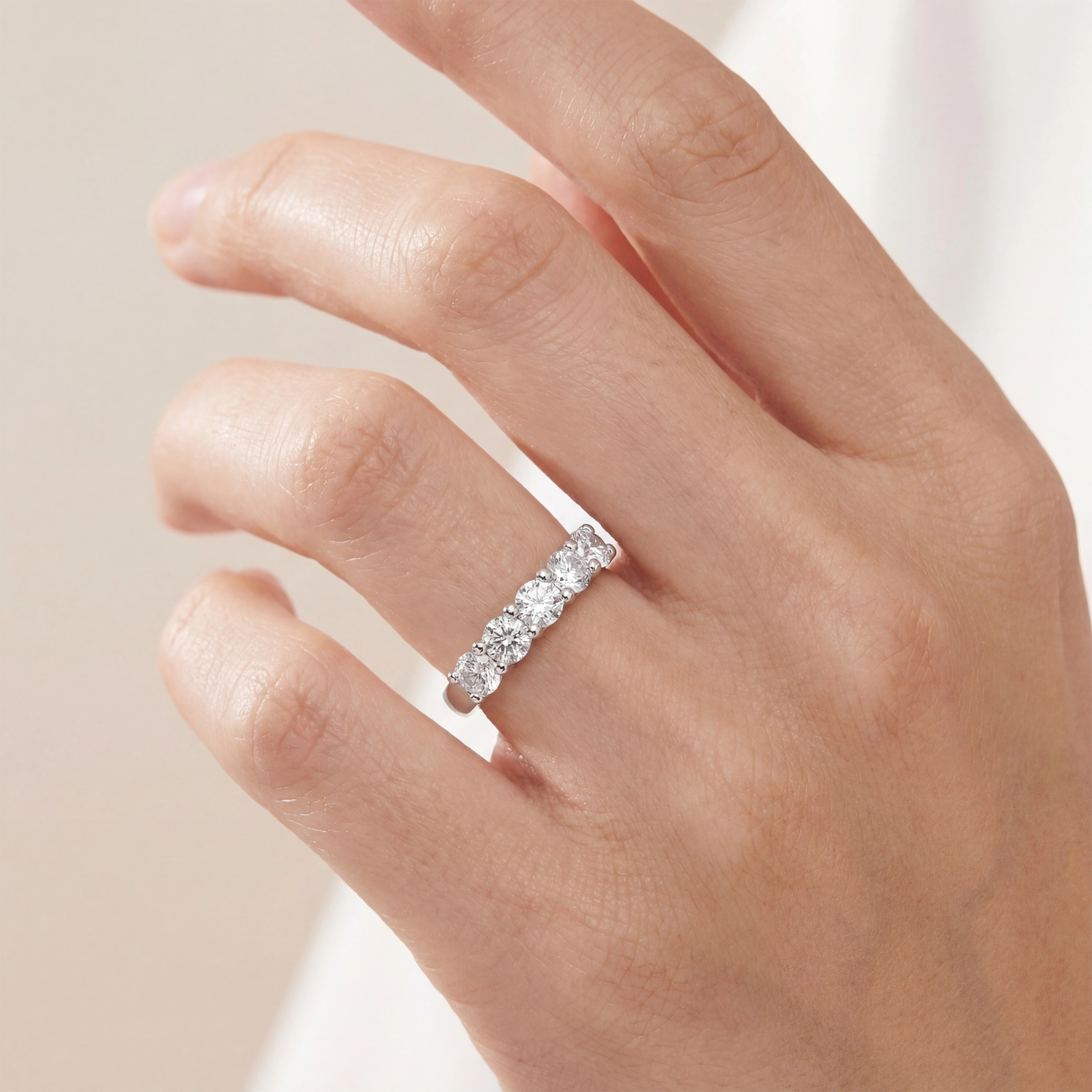 Lab Grown Round Brilliant Cut White D Color Diamond Ring PT950 Platinum